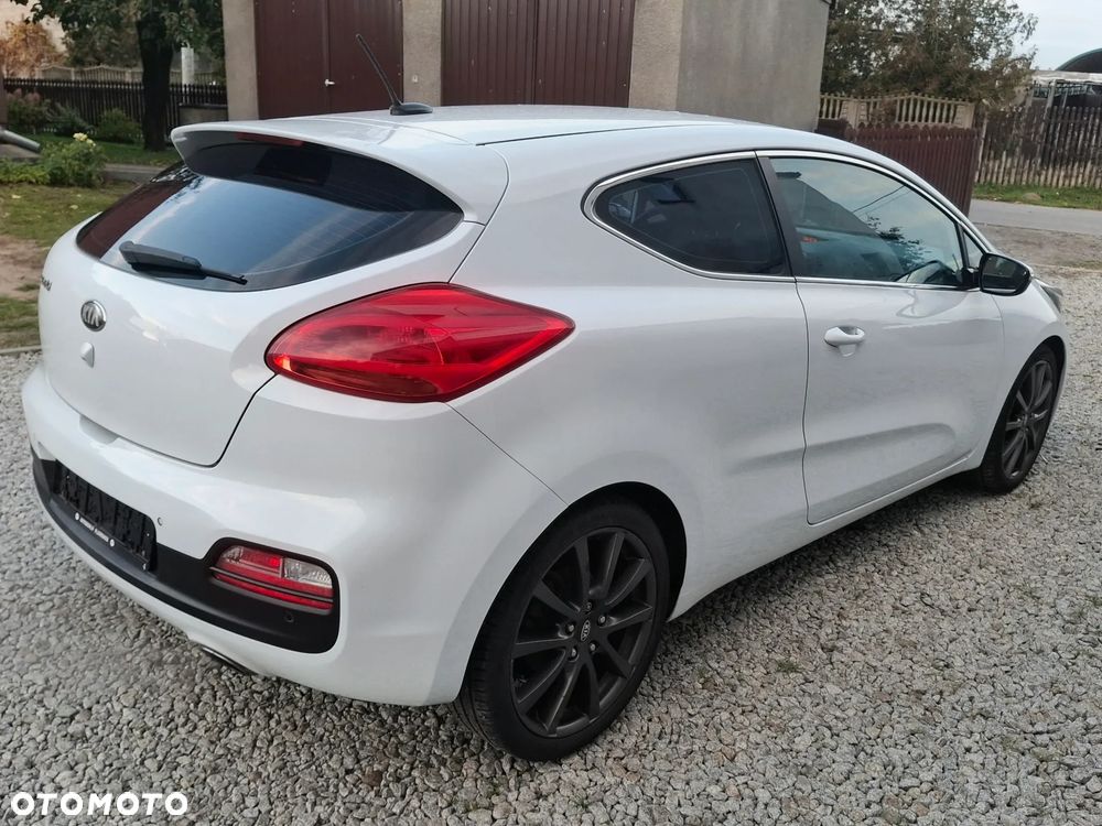 Kia ProCeed - 3