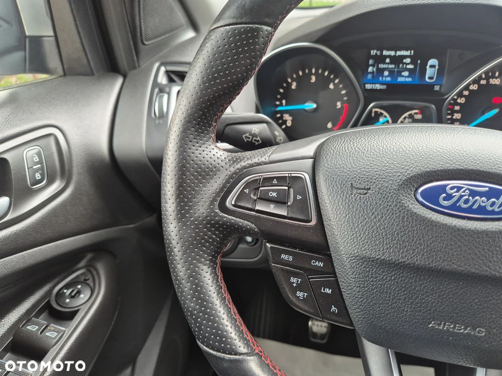 Ford Kuga 2.0 TDCi 4x4 ST-Line - 25