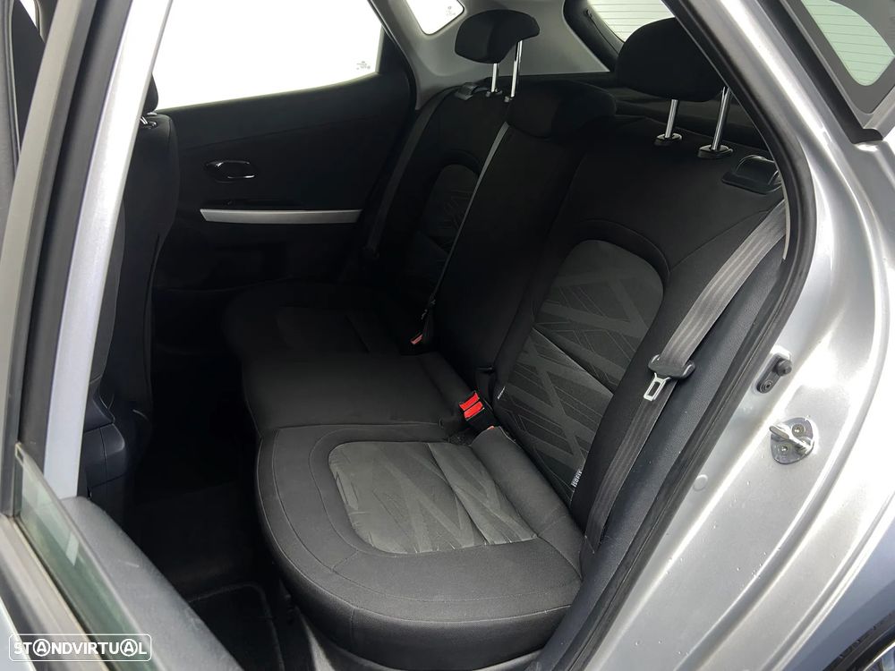 Kia Ceed 1.4 CRDi EX - 11
