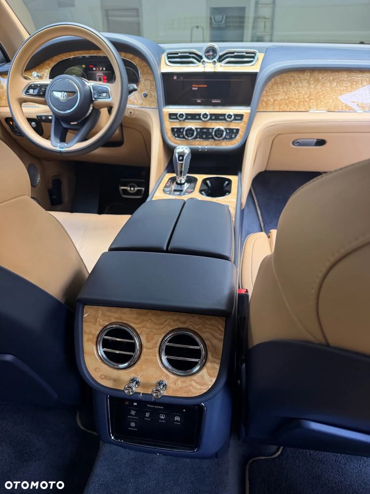 Bentley Bentayga V8 - 7