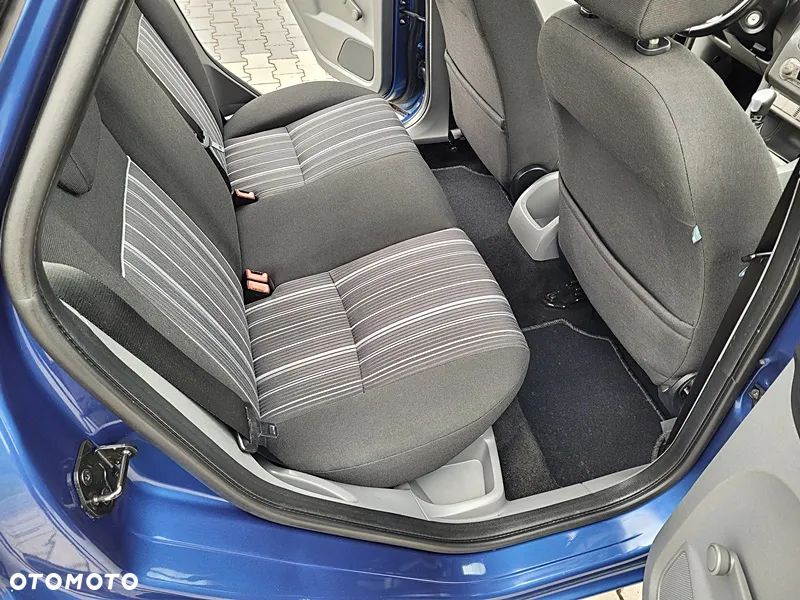 Ford Focus 1.6 16V Ambiente - 31