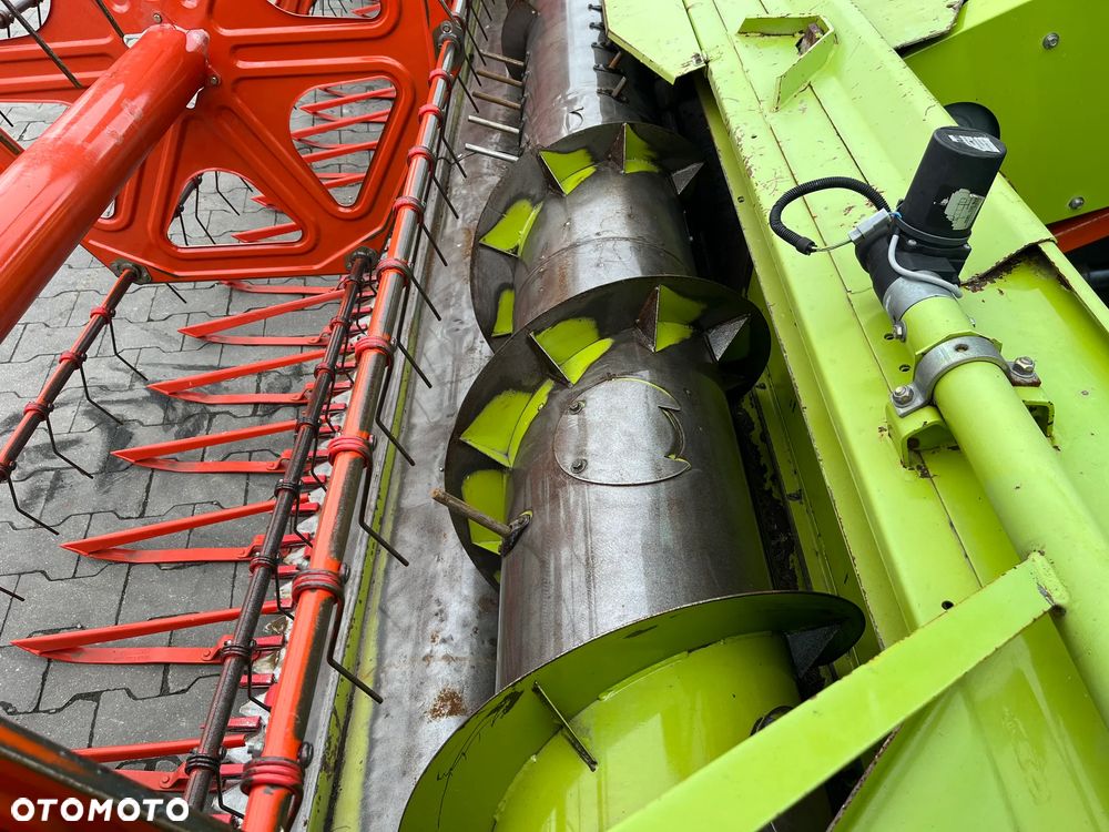 Claas Medion 310 - 8