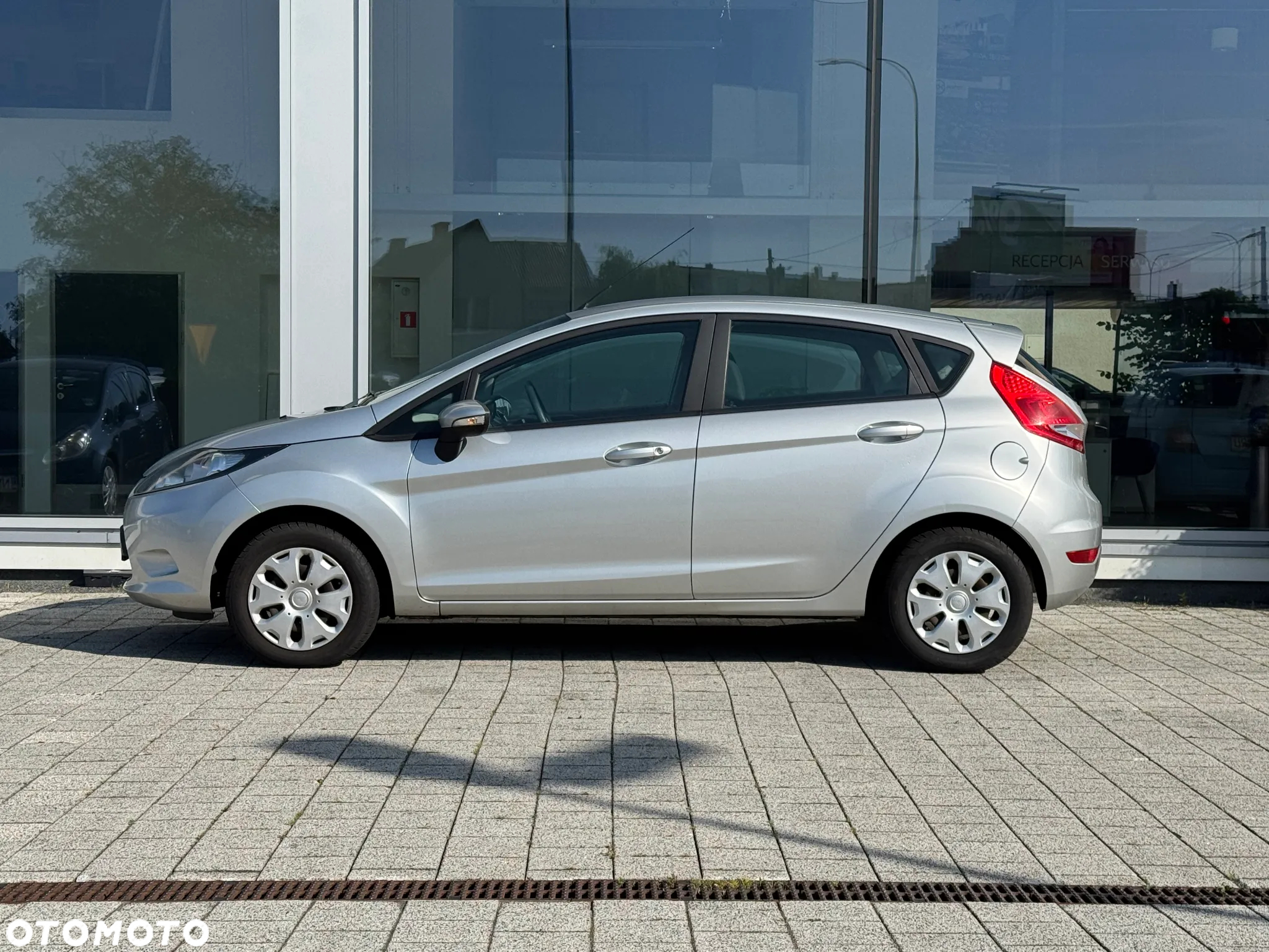 Ford Fiesta 1.25 Ambiente EU5 - 4