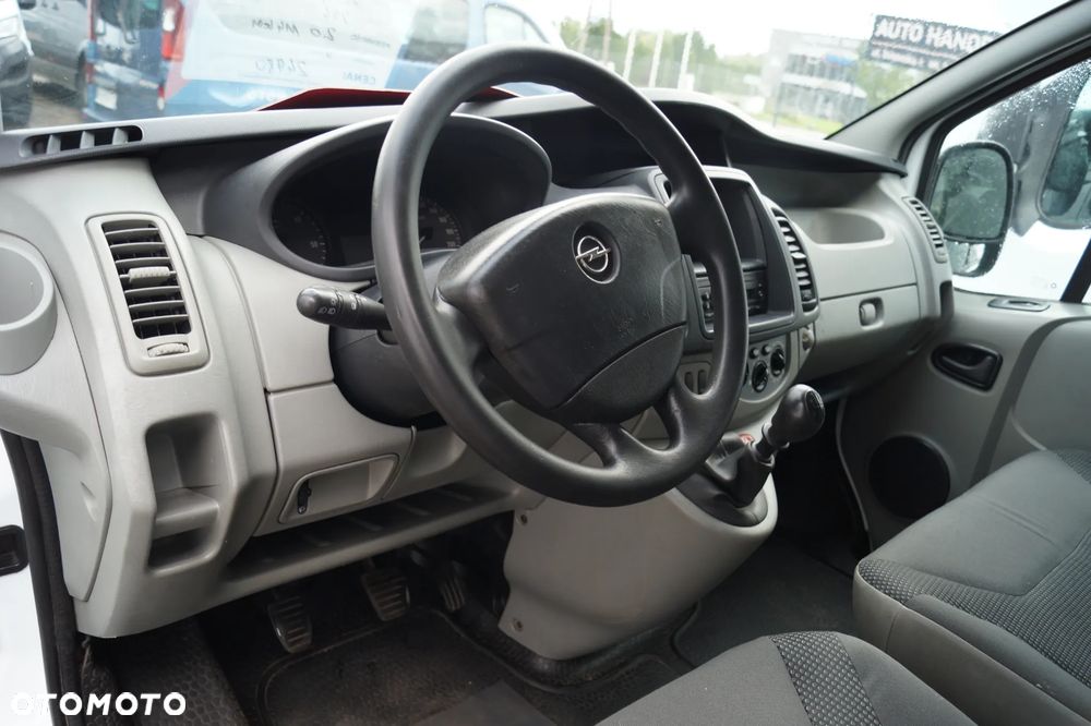 Opel VIVARO - 24