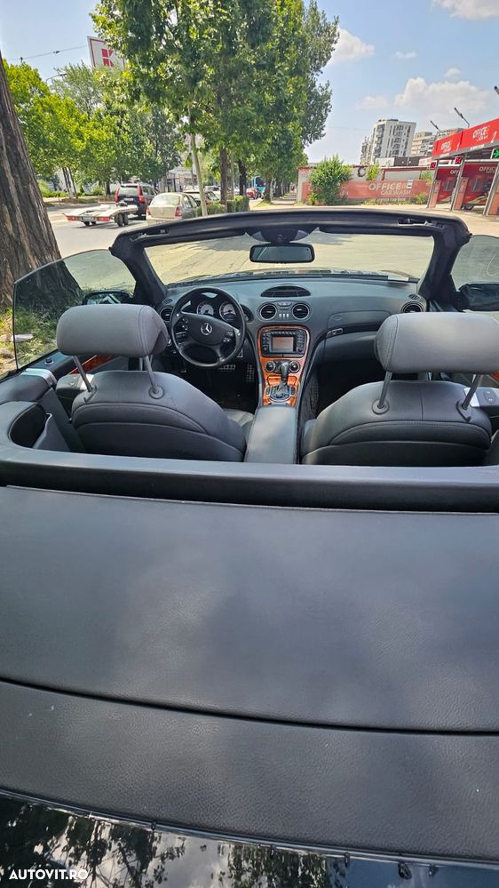 Mercedes-Benz SL 55 AMG - 13