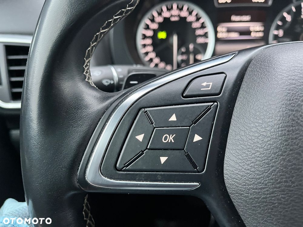 Infiniti Q30 1.6t Premium 7DCT - 19