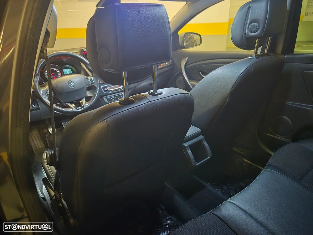 Renault Mégane Sport Tourer 1.5 dCi GT Line - 28