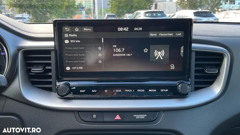 Kia Ceed - 23