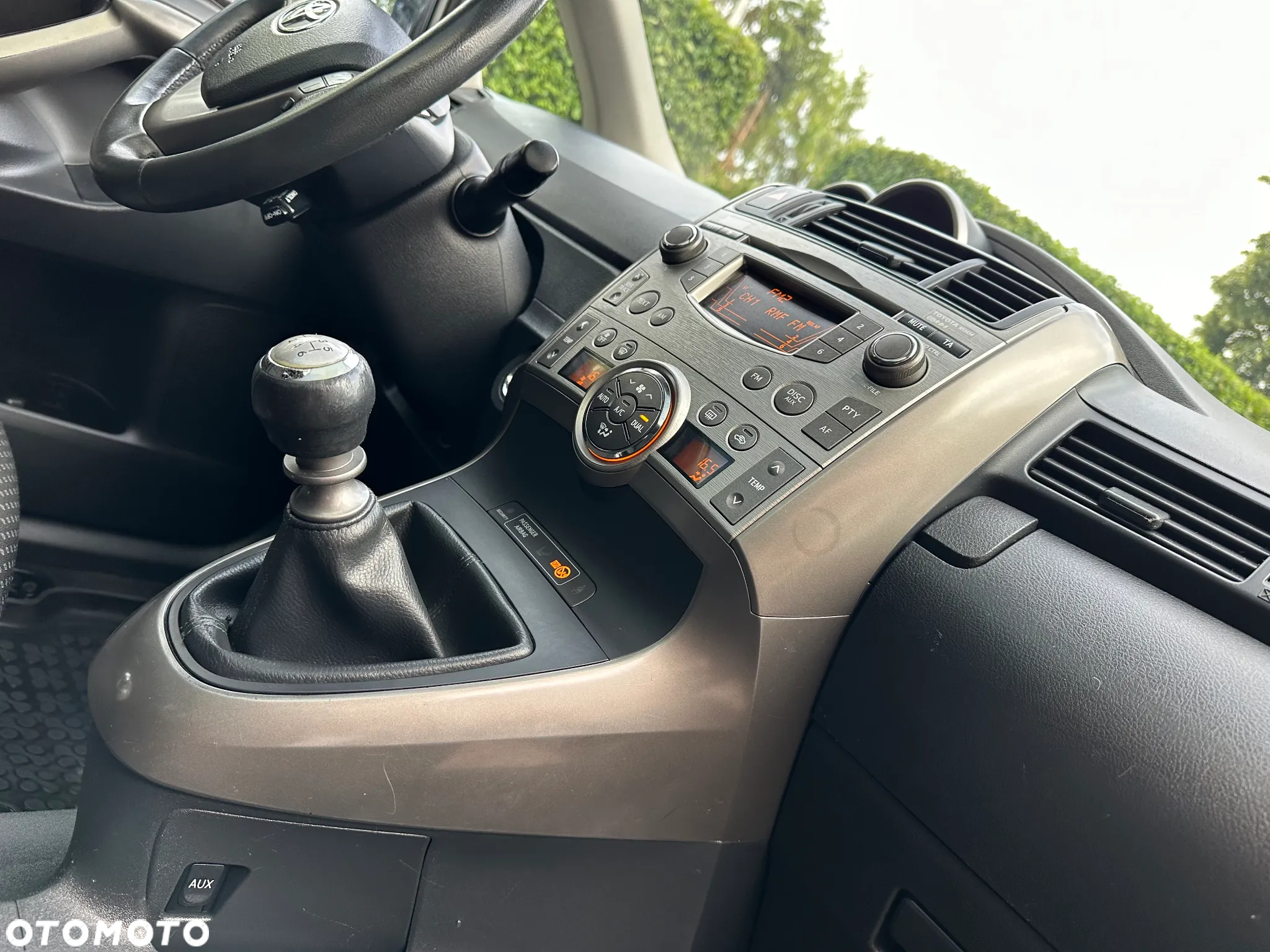 Toyota Verso 2.0 D-4D Luna 7os - 36