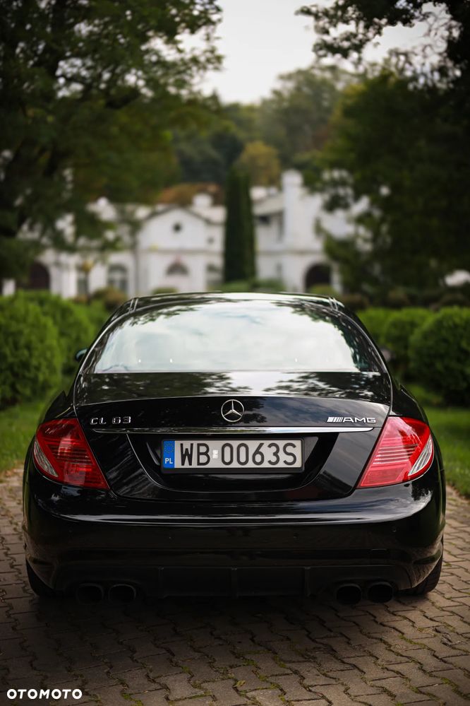 Mercedes-Benz CL 63 AMG - 9