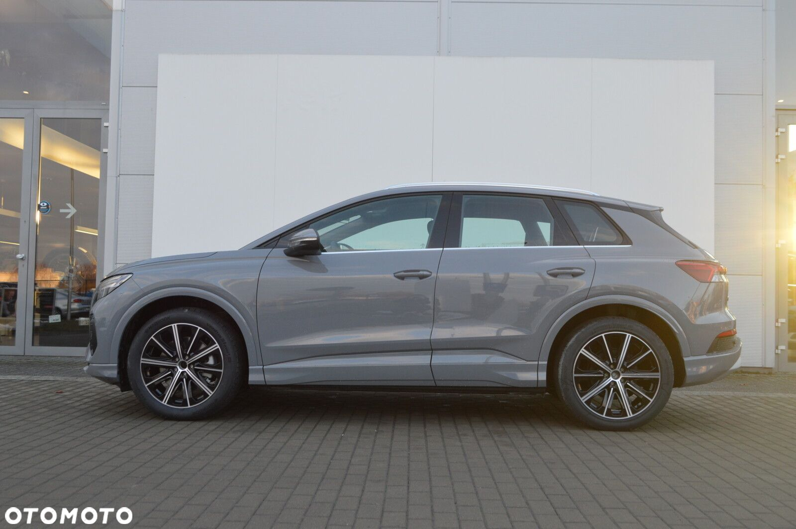 Audi Q4 - 4