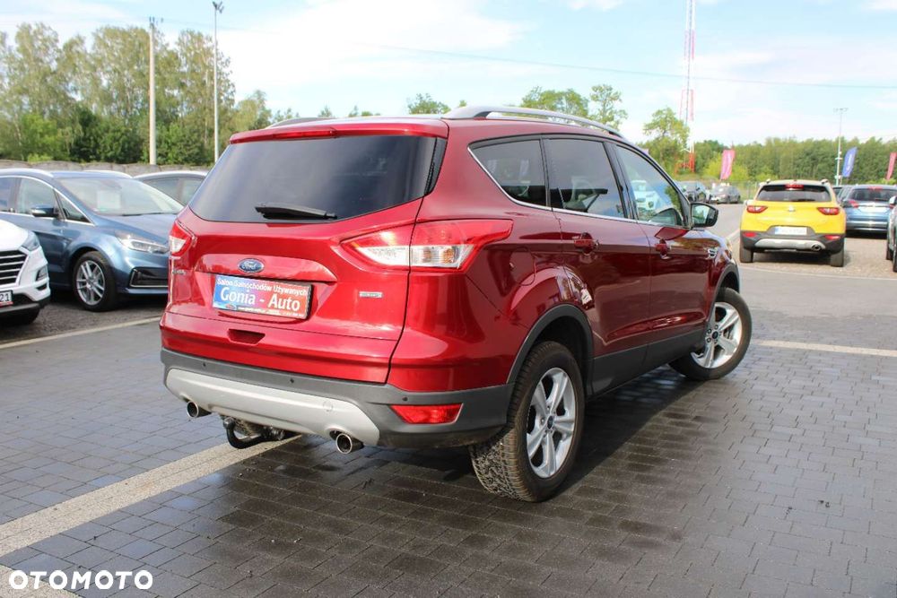 Ford Kuga 1.5 EcoBoost 2x4 Titanium - 6