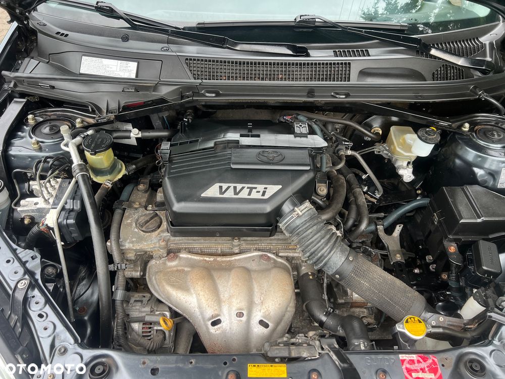 Toyota RAV4 - 16