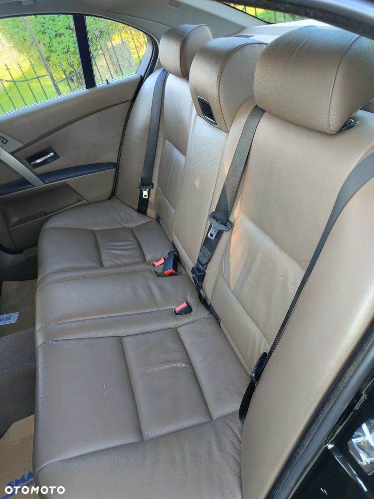 BMW Seria 5 525d - 3