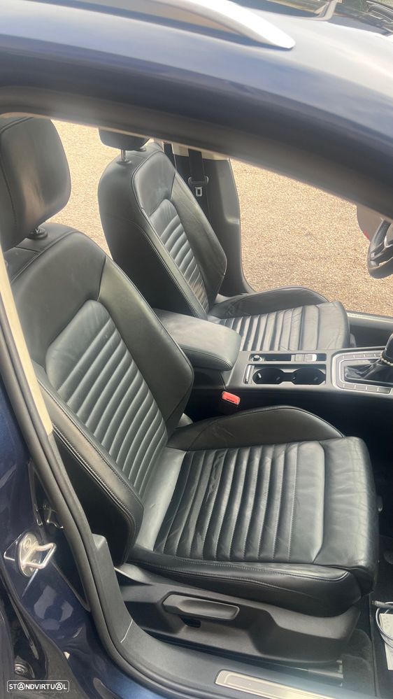 VW Passat Alltrack 2.0 TDi DSG 4Motion - 43