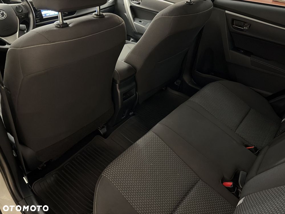 Toyota Corolla 1.6 Premium EU6 - 12