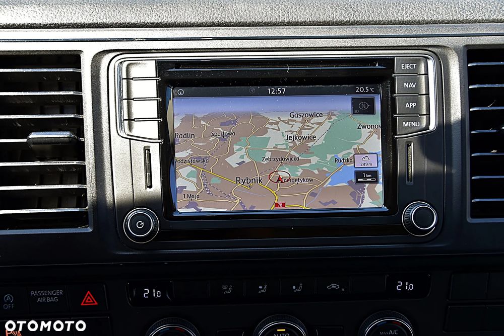 Volkswagen Caravelle 2.0 TDI L2 Comfortline DSG - 29