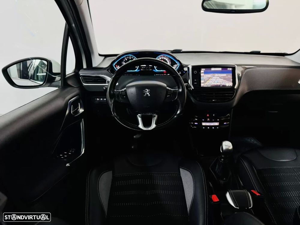 Peugeot 2008 1.6 BlueHDi Allure - 28