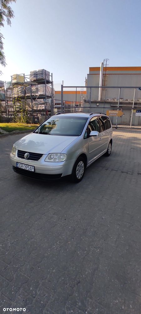 Volkswagen Touran 1.6 - 2