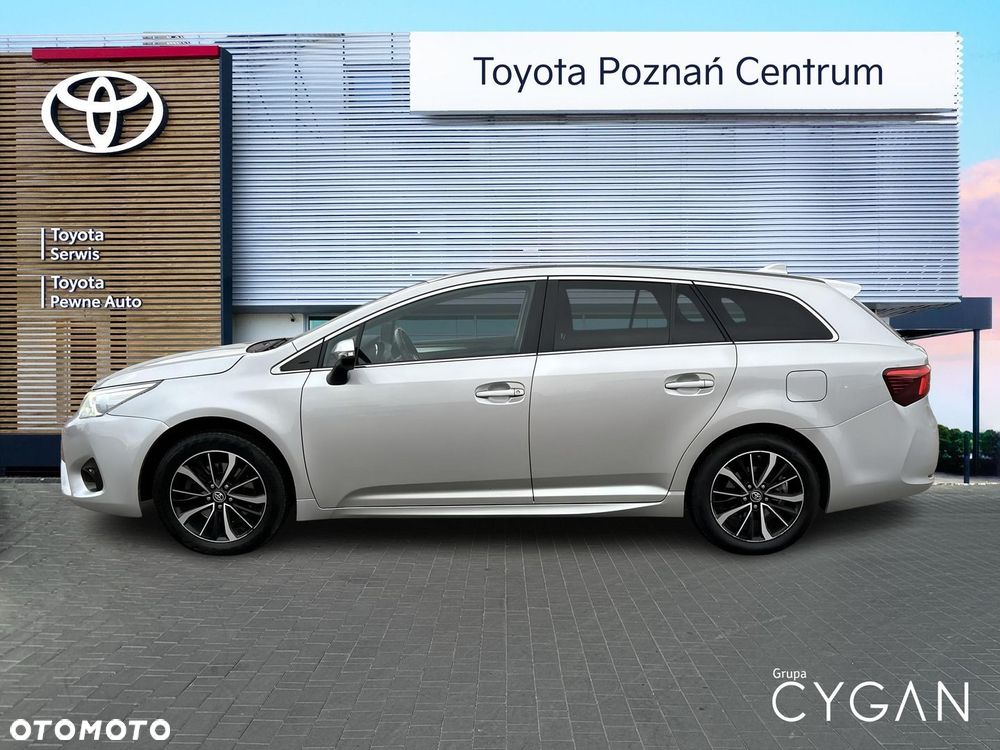 Toyota Avensis 2.0 D-4D Premium - 2