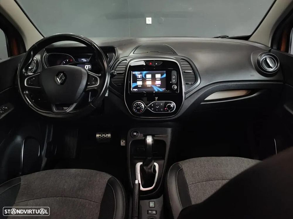 Renault Captur 1.5 dCi Exclusive EDC - 32