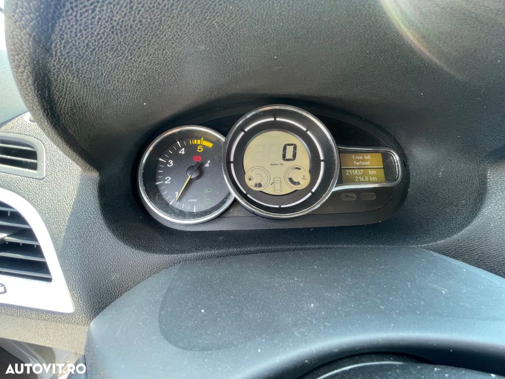 Renault Megane 1.5 dCi Dynamique - 13