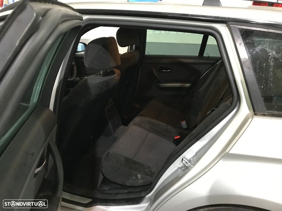 BMW 320d E91 PACK M - 11