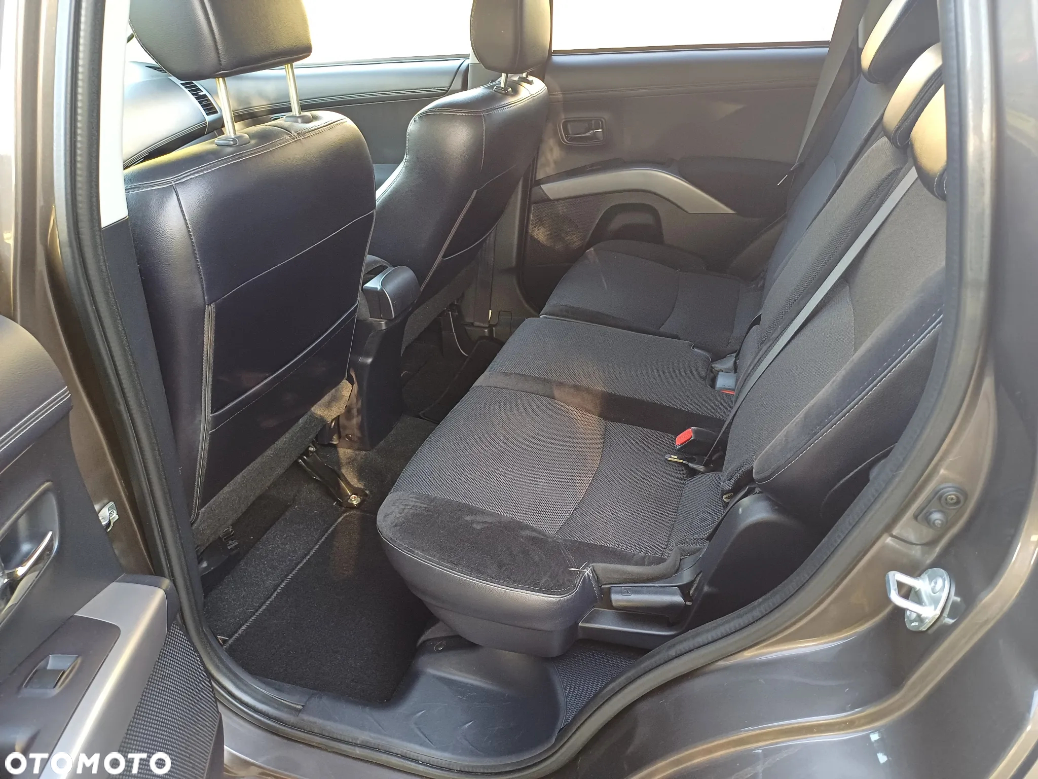 Mitsubishi Outlander 2.2 DI-D ClearTec 2WD Edition - 18