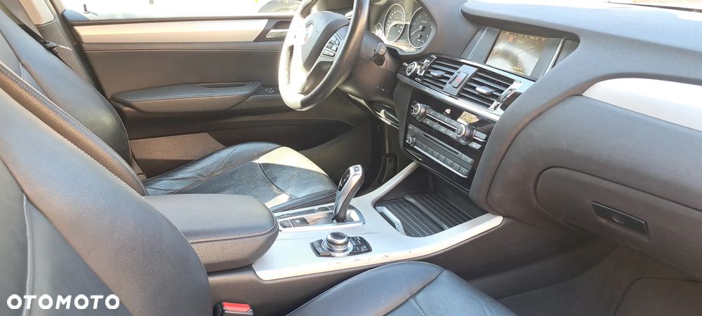 BMW X3 sDrive18d - 13