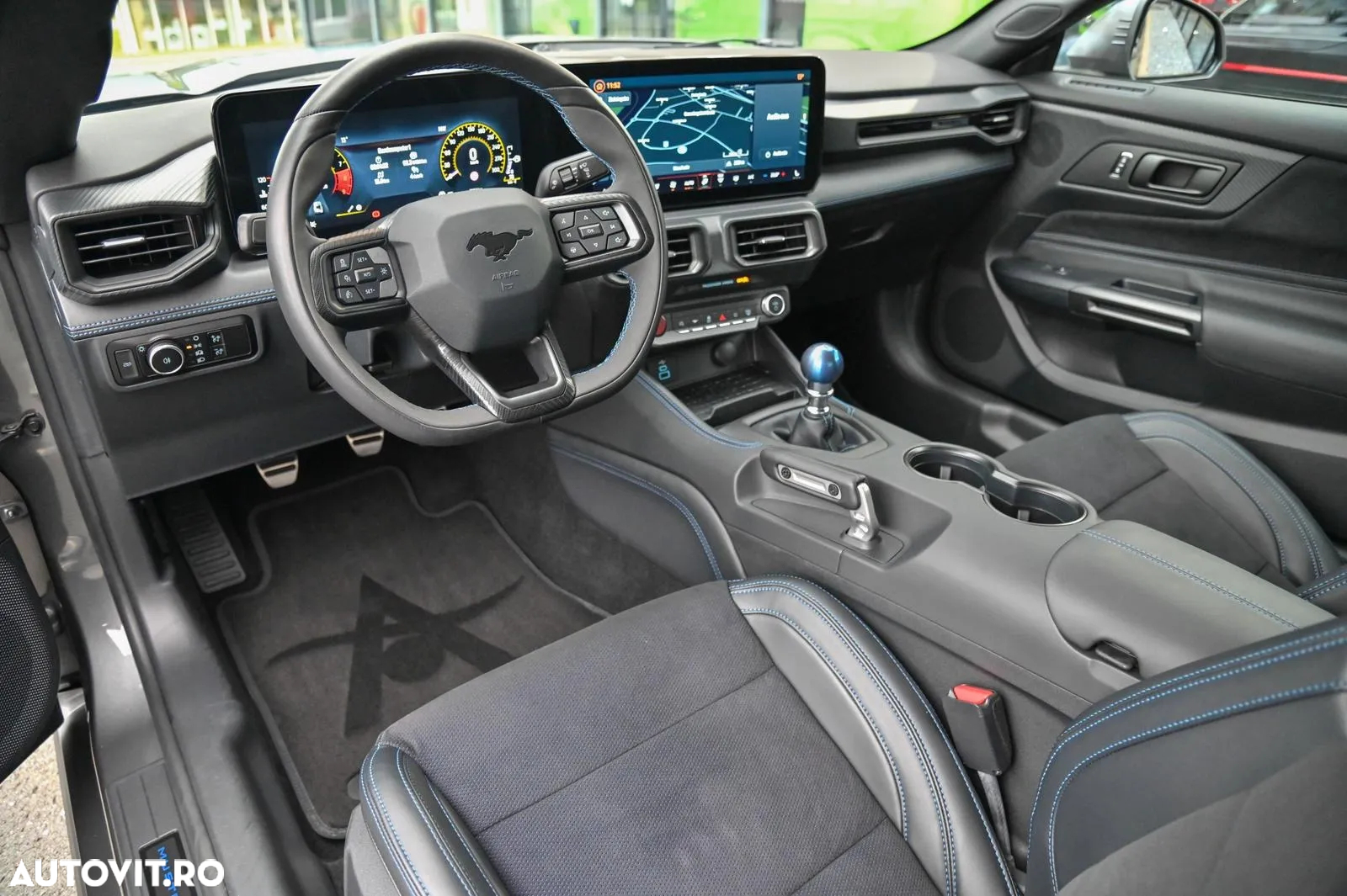 Ford Mustang 5.0 V8 Dark Horse - 2