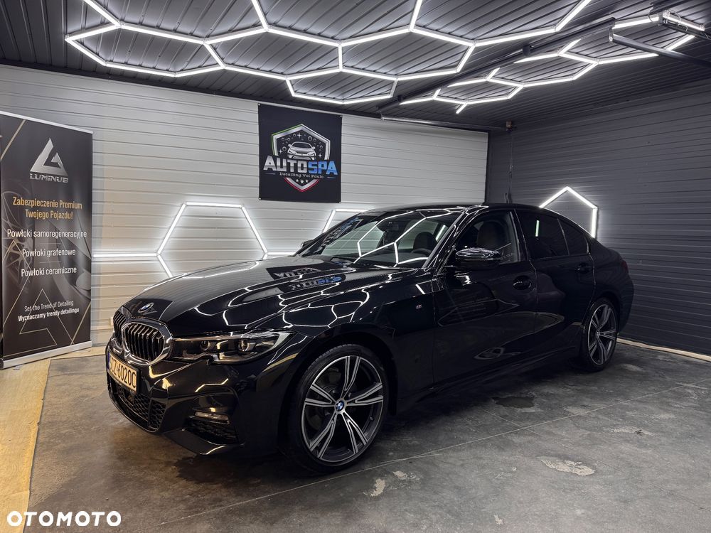 BMW Seria 3 320d xDrive M Sport Shadow sport - 36