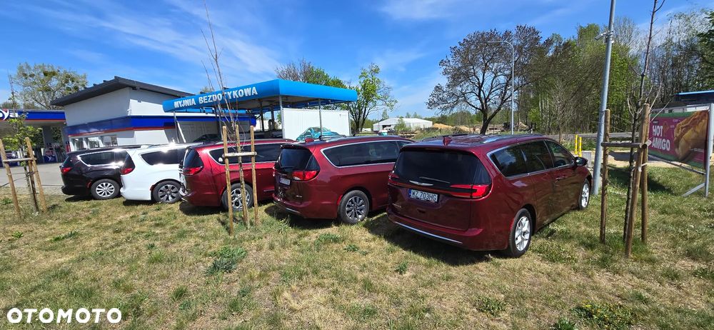 Chrysler Pacifica - 29