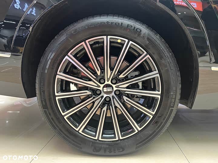 Geely M9 - 10