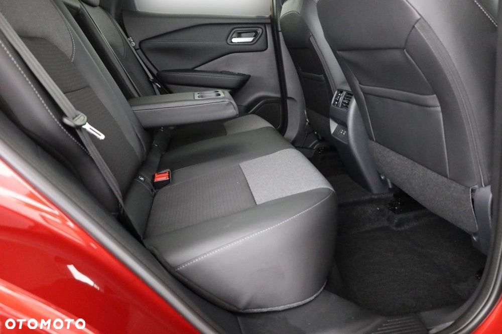 Nissan Qashqai 1.3 DIG-T MHEV N-Connecta Xtronic - 11