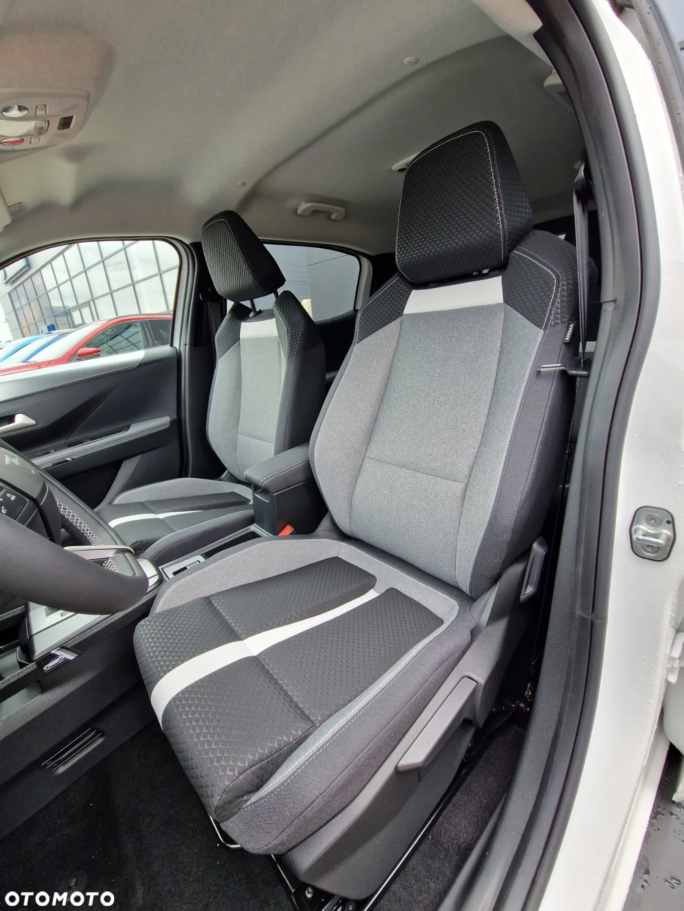 Opel Frontera 1.2 T mHEV GS eDTC6 - 14