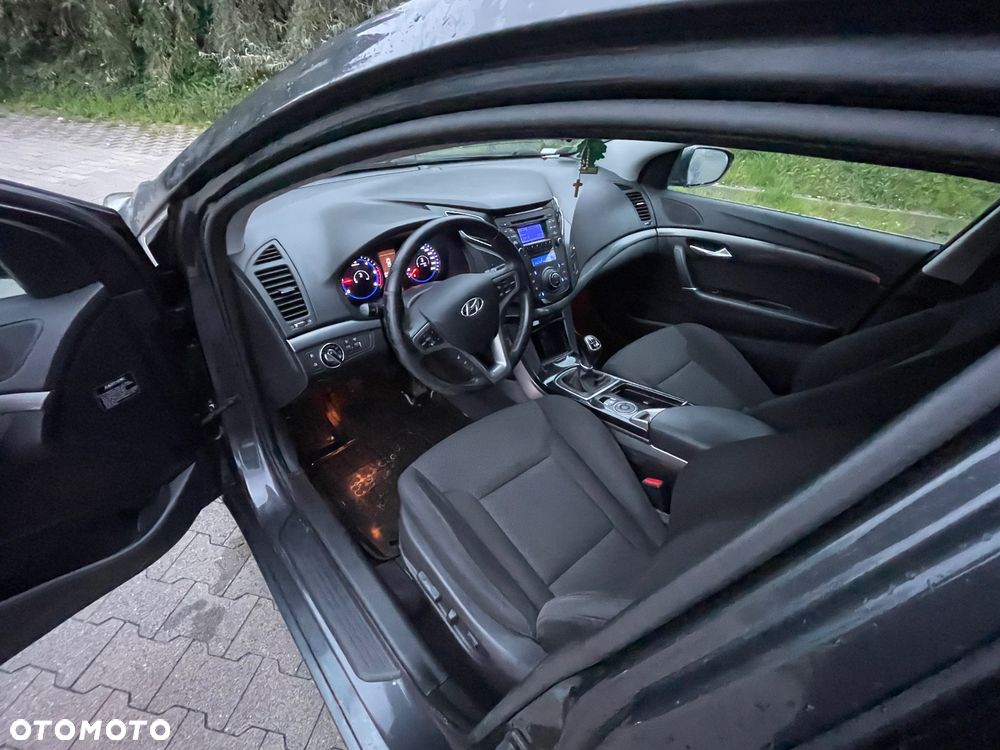 Hyundai i40 - 19