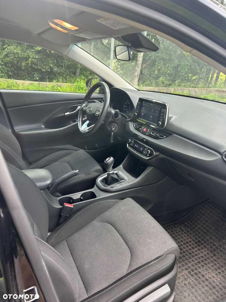Hyundai i30 1.5 DPI Comfort - 12