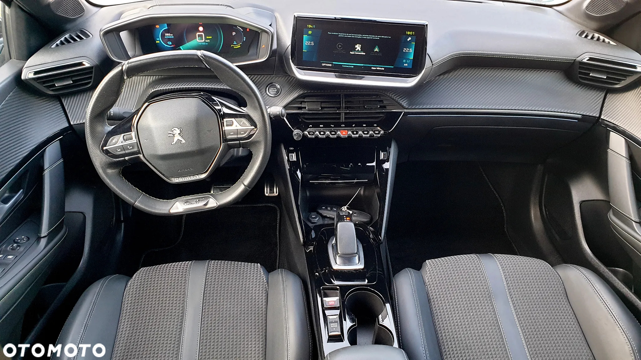 Peugeot 208 e-208 GT - 13