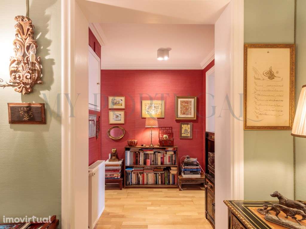 T4 Único no Condomínio Rei Carol, Estoril - Grande imagem: 4/55