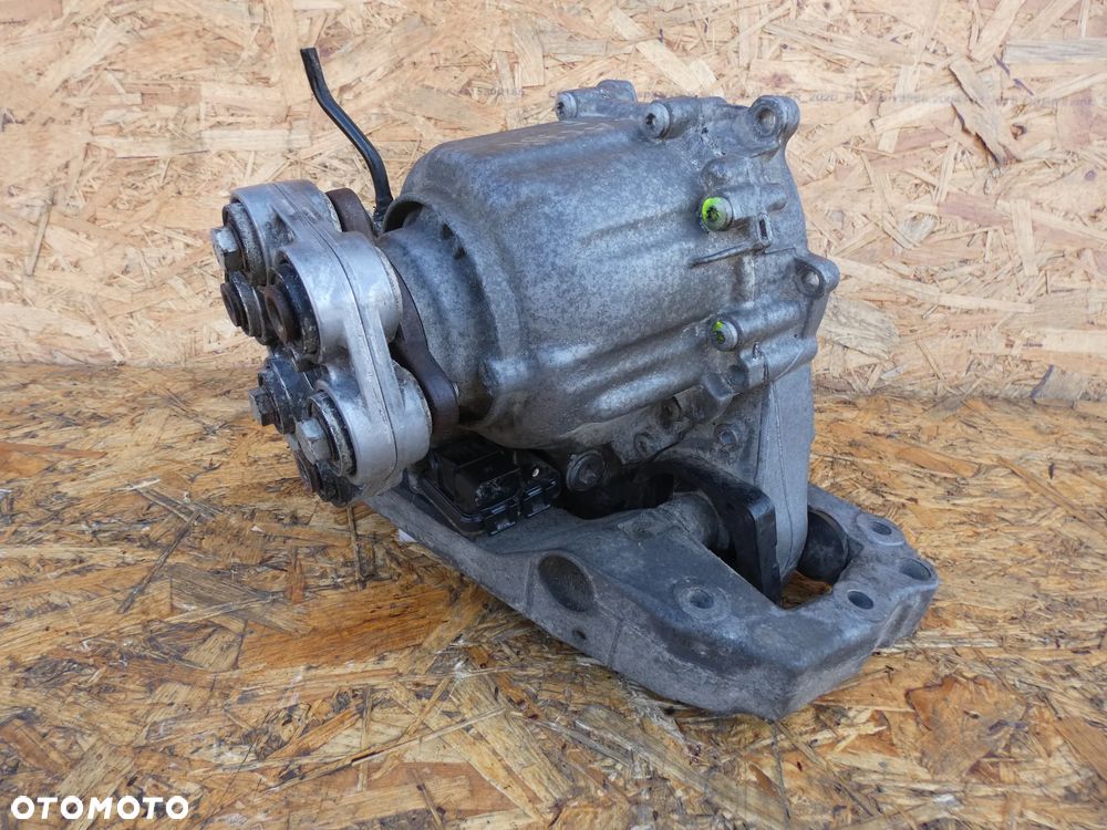 BMW X1 E84   Reduktor  rozdzielcza ATC 350 7619176