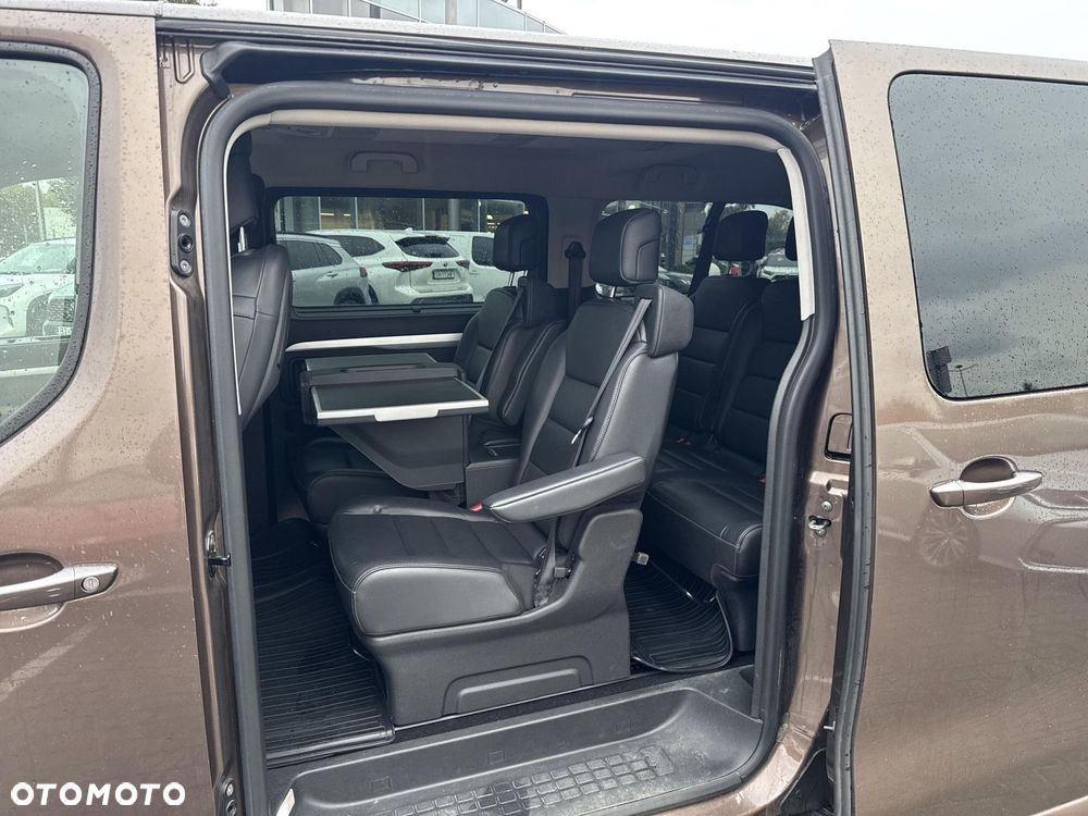 Toyota Proace Verso 2.0 D4-D Long VIP - 23