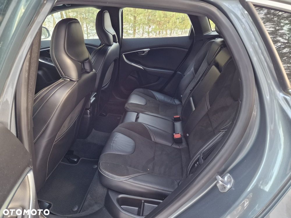 Volvo V40 D2 Drive-E Base - 24