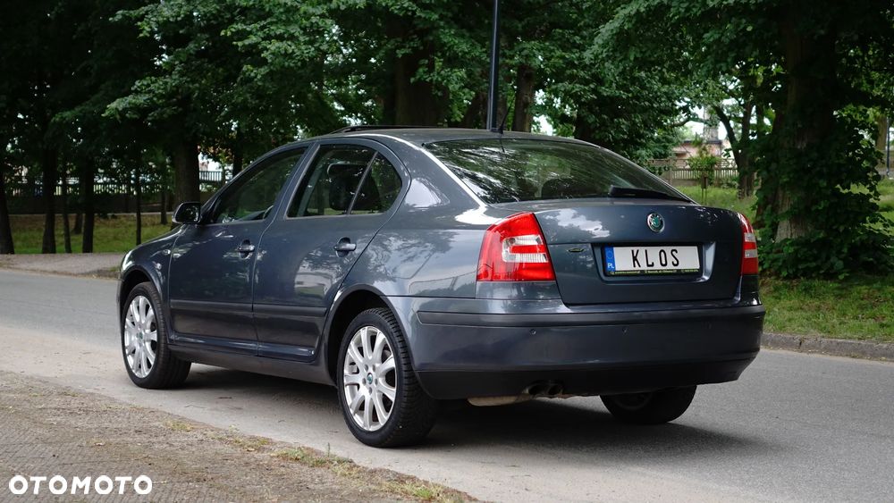Skoda Octavia 2.0 FSI Automatik Laurin & Klement - 30