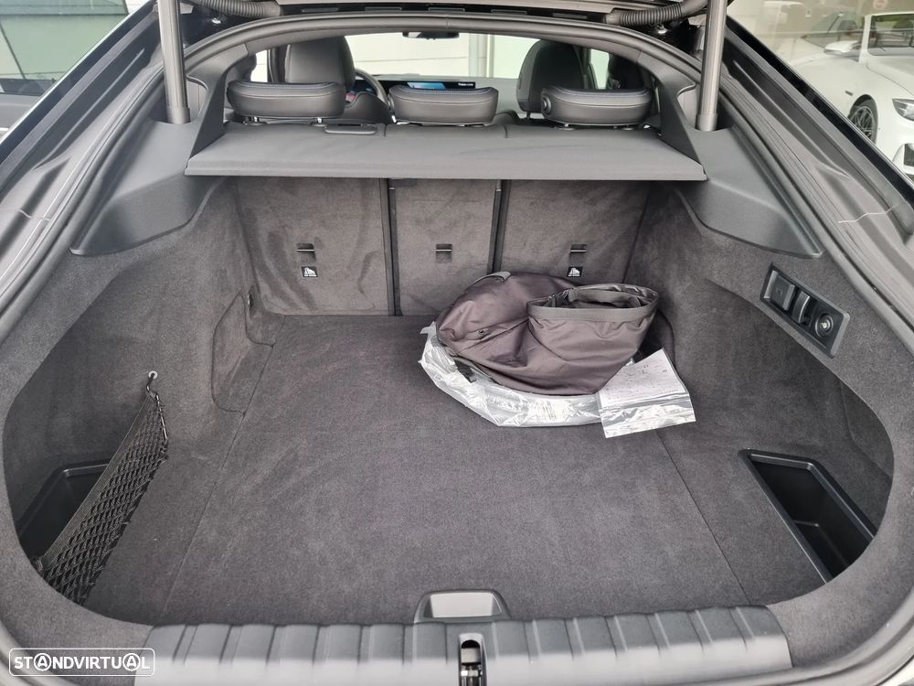 BMW i4 eDrive40 Gran Coupe M Sport - 32