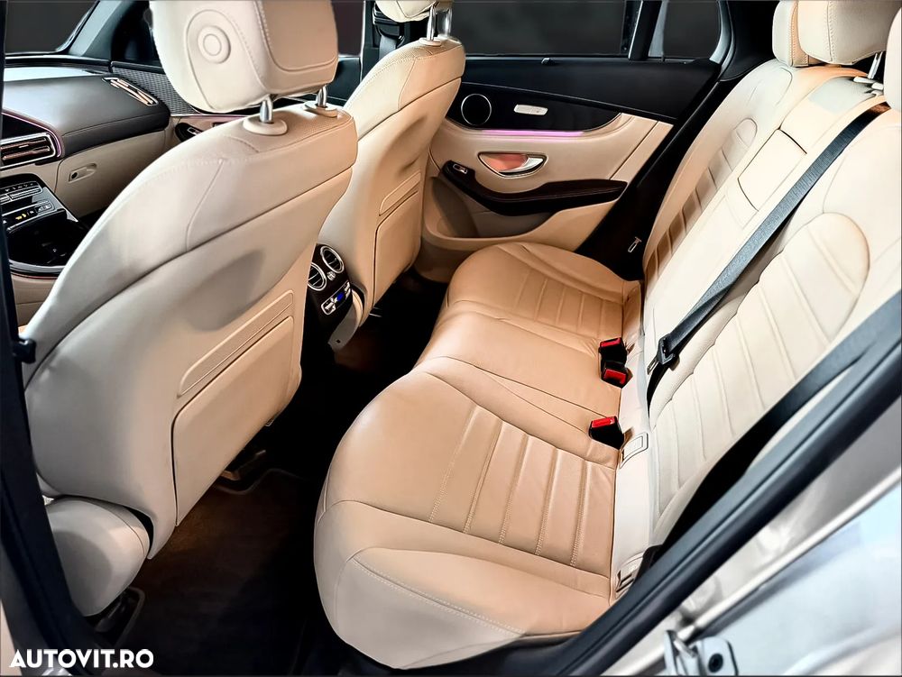 Mercedes-Benz EQC 400 4MATIC - 11