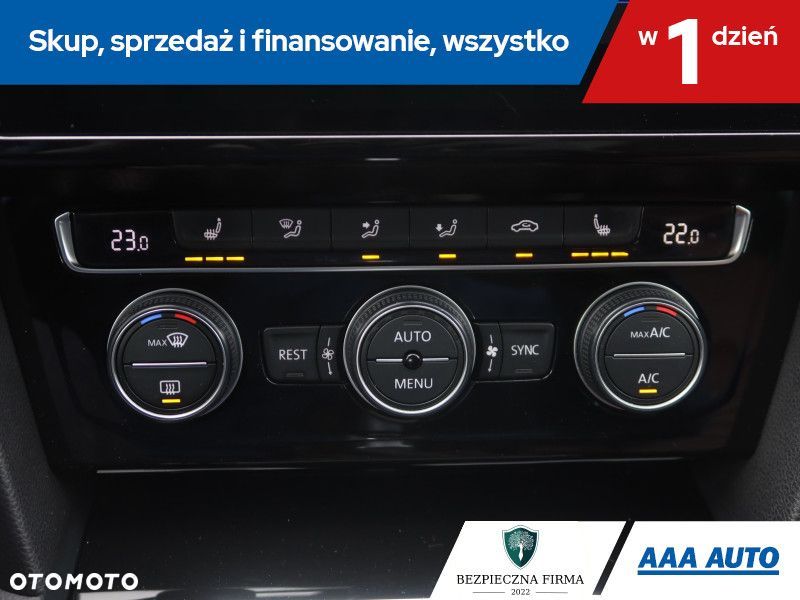 Volkswagen Passat - 17