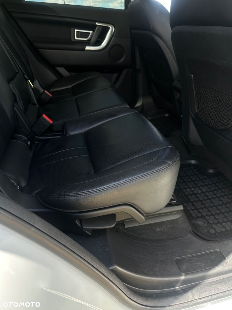 Land Rover Discovery Sport 2.0 D150 - 10