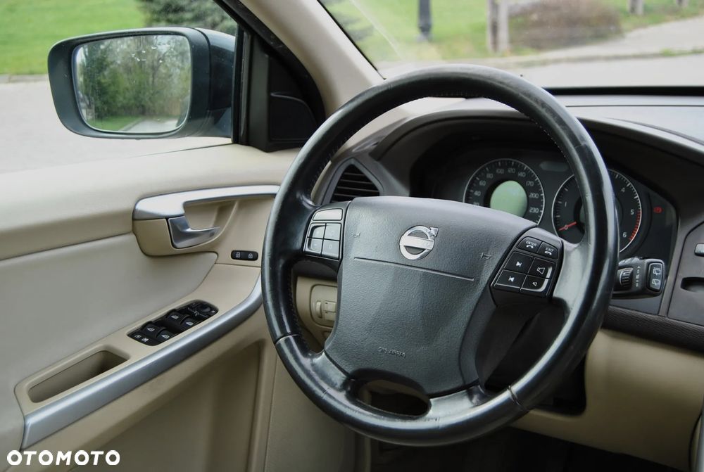Volvo XC 60 D5 AWD Momentum - 10