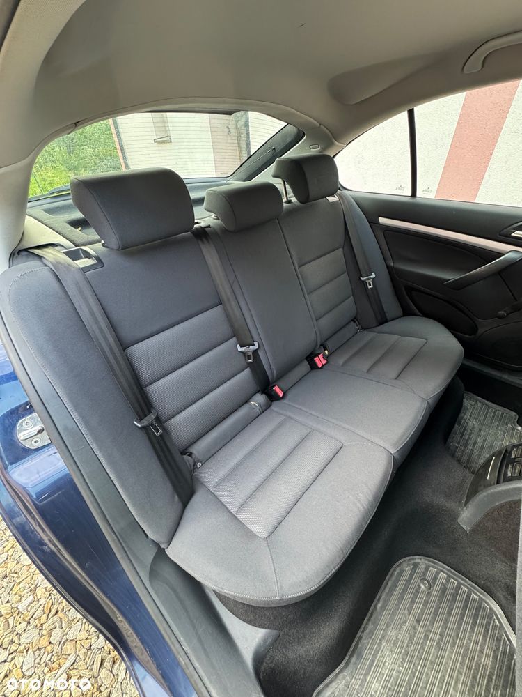 Skoda Octavia 1.6 Classic - 11