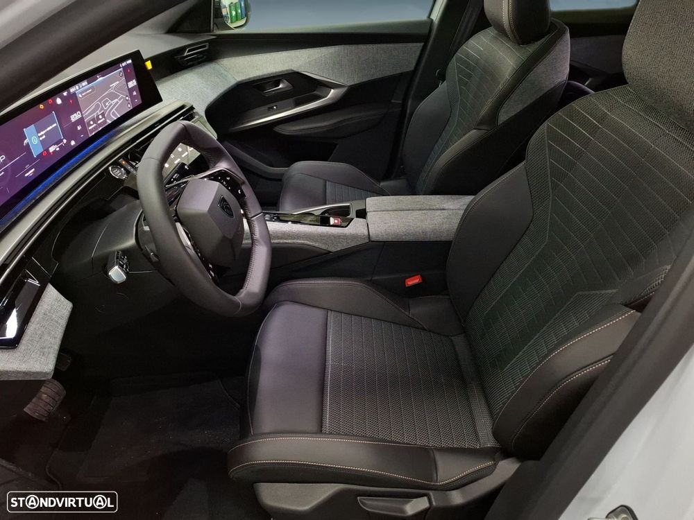 Peugeot E-3008 73 kWh Allure - 6